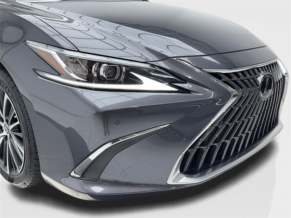 2023 Lexus ES 7th Gen - Image 3 of 12