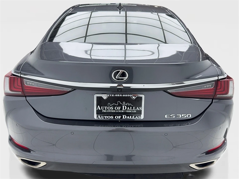2023 Lexus ES 7th Gen - Image 11 of 12