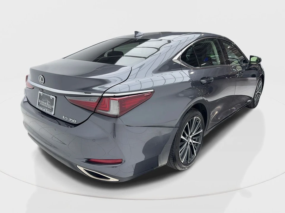 2023 Lexus ES 7th Gen - Image 9 of 21