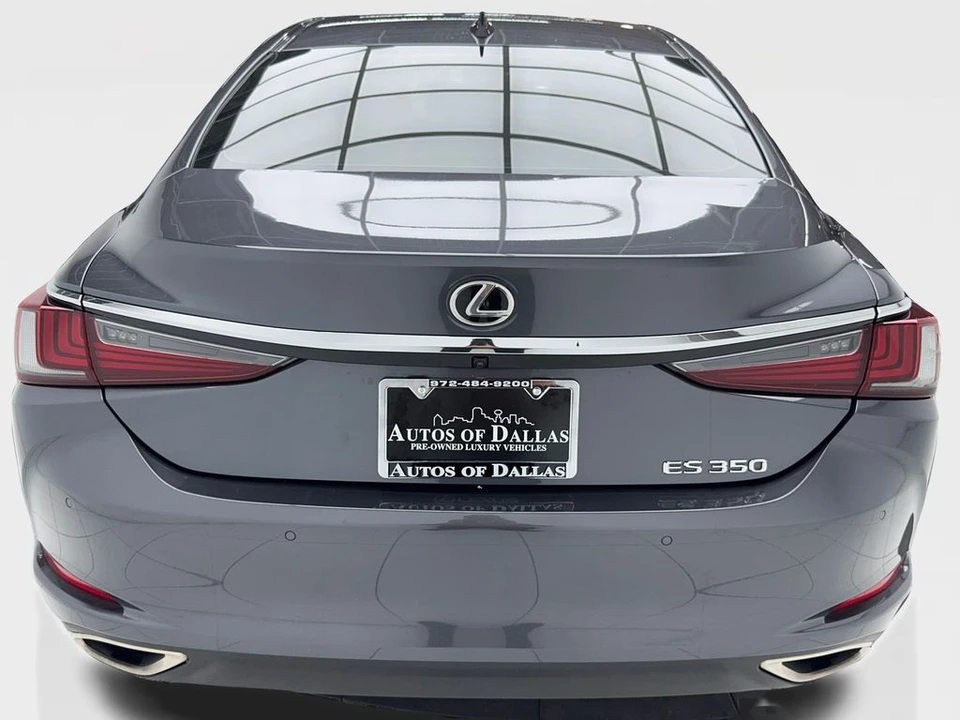 2023 Lexus ES 7th Gen - Image 11 of 21