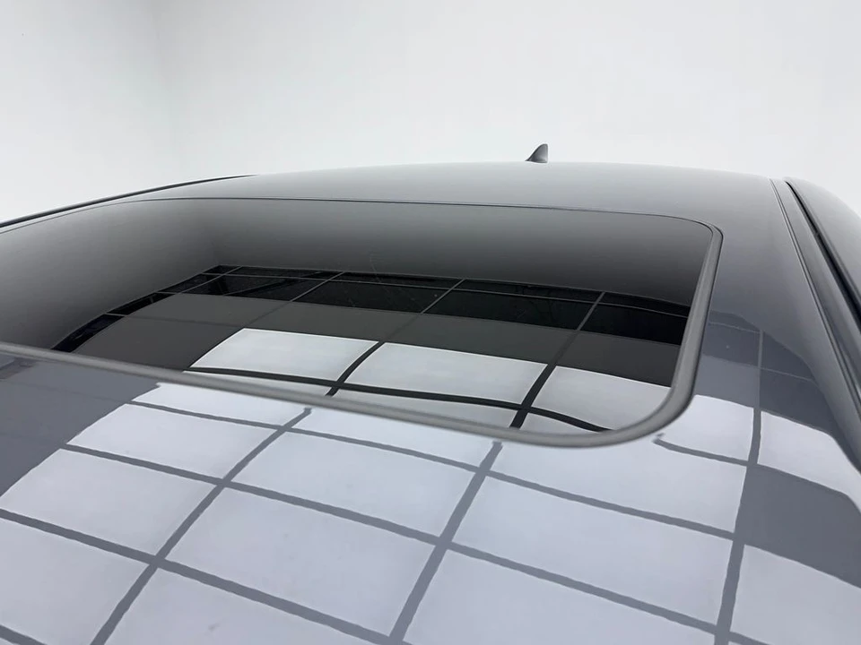 2023 Lexus ES 7th Gen - Image 13 of 21