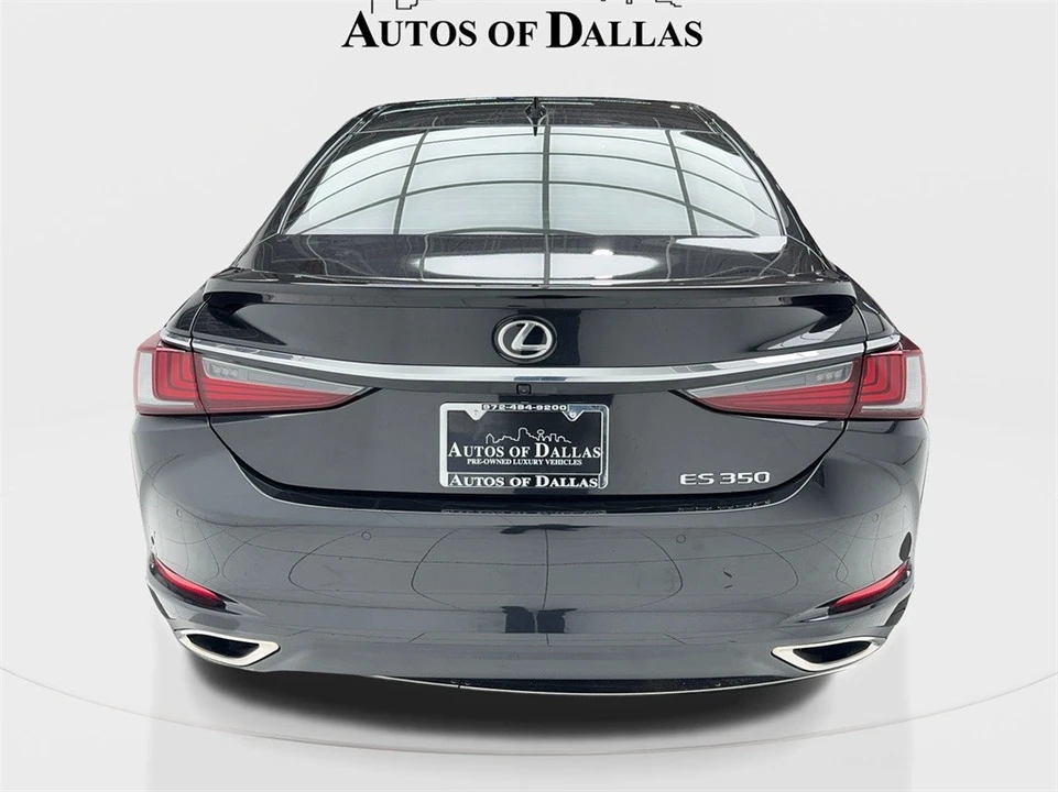 2023 Lexus ES 7th Gen - Image 9 of 12
