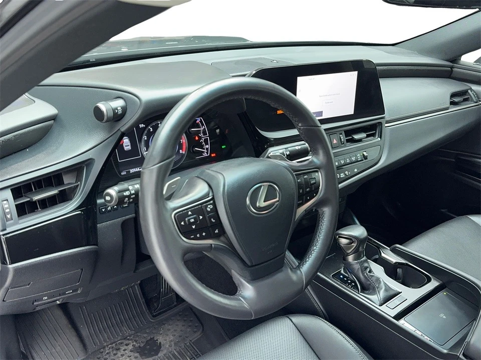 2023 Lexus ES 7th Gen - Image 12 of 12