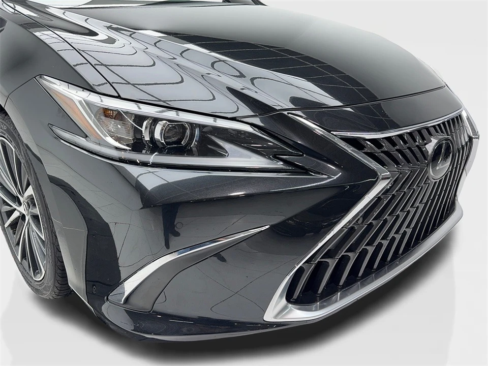 2023 Lexus ES 7th Gen - Image 3 of 12