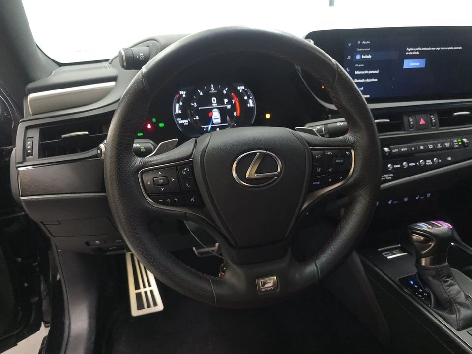2023 Lexus ES 7th Gen - Image 6 of 10