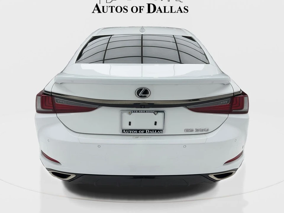 2023 Lexus ES 7th Gen - Image 11 of 21
