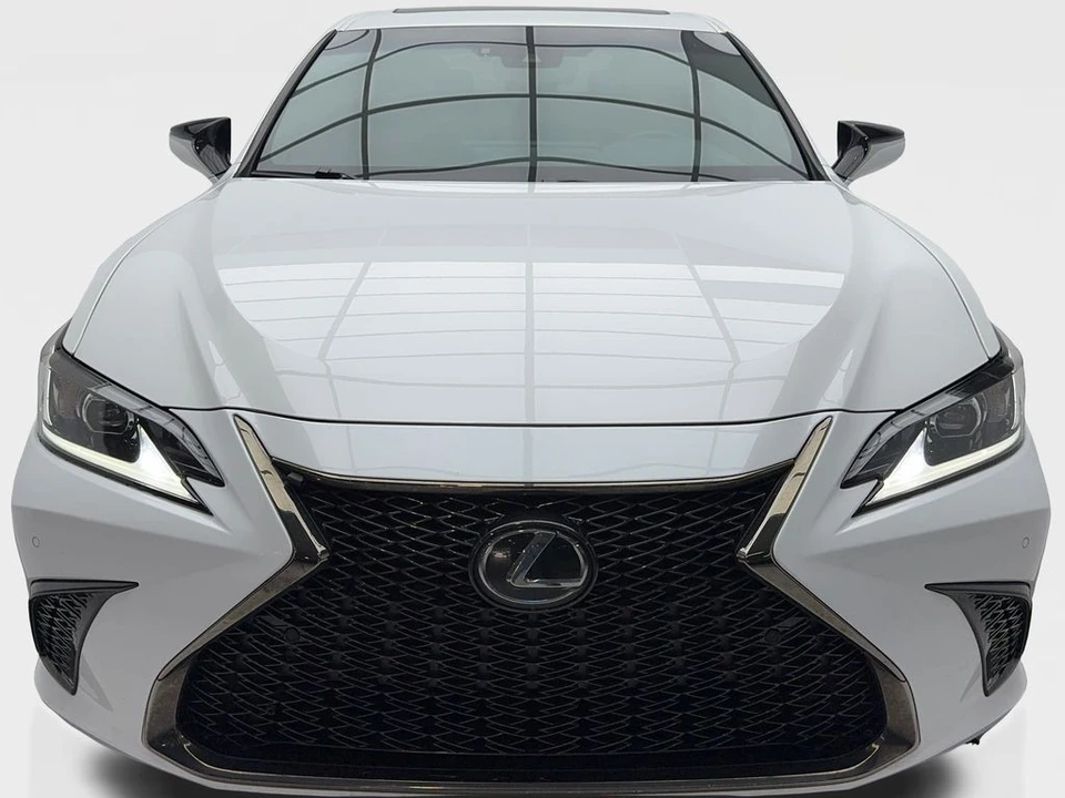 2023 Lexus ES 7th Gen - Image 4 of 12