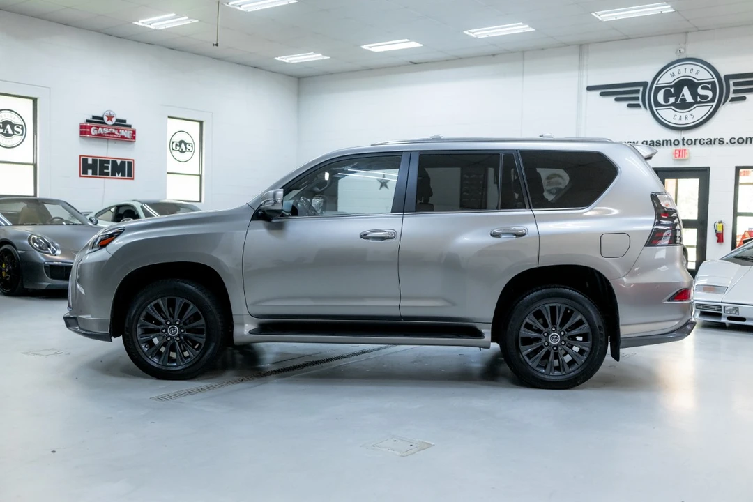 2023 Lexus GX 3rd Gen - Image 10 of 21