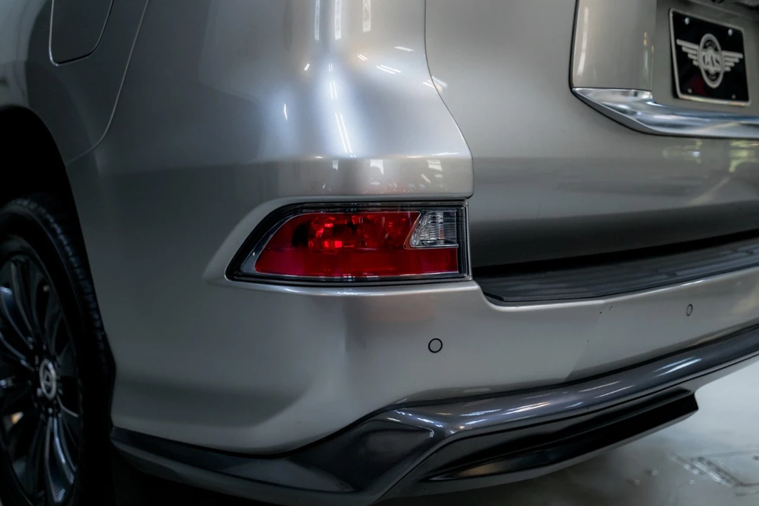 2023 Lexus GX 3rd Gen - Image 19 of 21