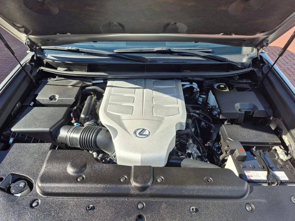 2023 Lexus GX 2nd Gen - Image 9 of 12
