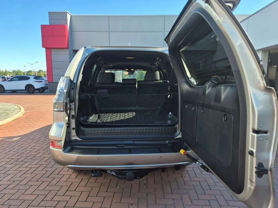 2023 Lexus GX 2nd Gen - Image 11 of 12