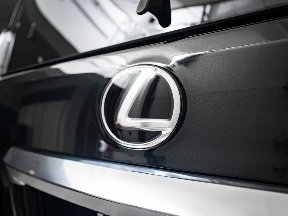 2023 Lexus GX 3rd Gen - Image 17 of 21