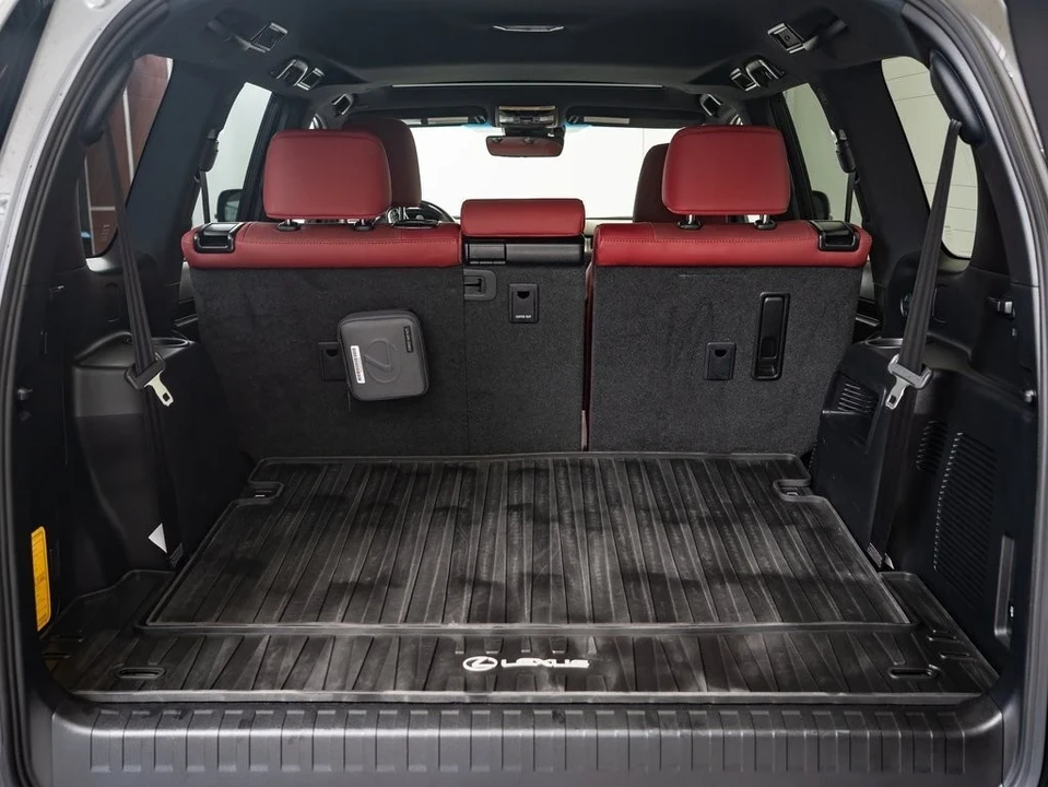 2023 Lexus GX 3rd Gen - Image 18 of 21