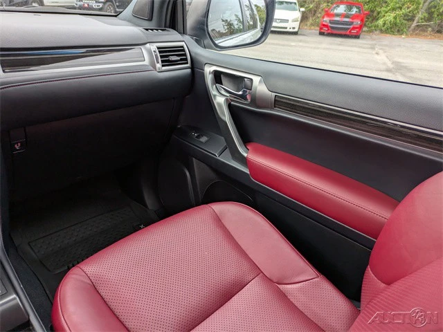 2023 Lexus GX 3rd Gen - Image 17 of 21