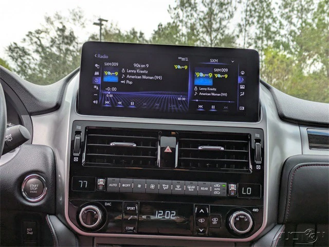 2023 Lexus GX 3rd Gen - Image 18 of 21