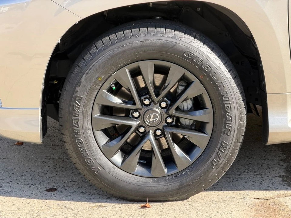 2023 Lexus GX 2nd Gen - Image 13 of 21