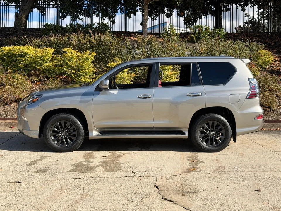 2023 Lexus GX 2nd Gen - Image 10 of 21