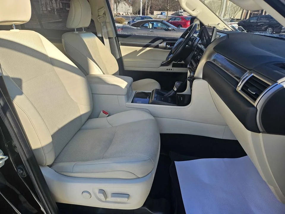2023 Lexus GX 2nd Gen - Image 5 of 11