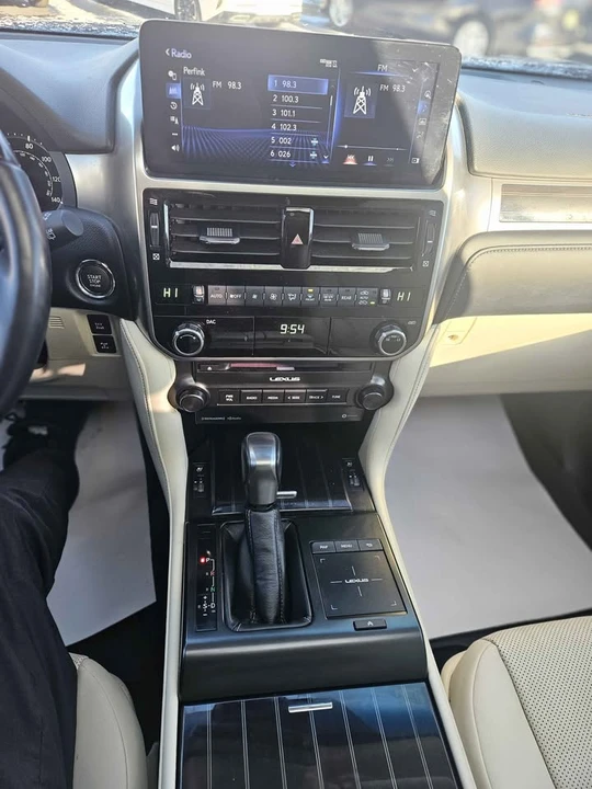 2023 Lexus GX 2nd Gen - Image 9 of 11