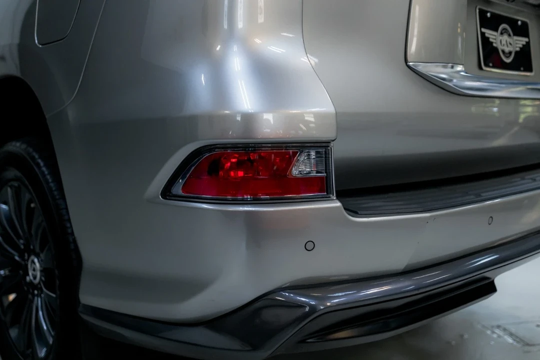 2023 Lexus GX 3rd Gen - Image 19 of 21