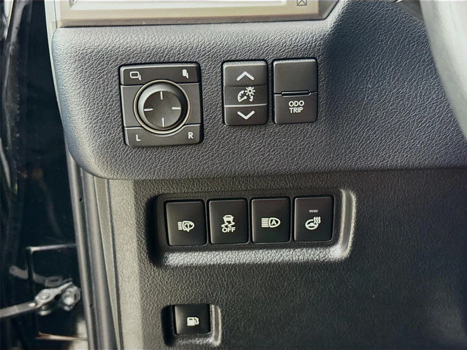2023 Lexus GX 3rd Gen - Image 10 of 21