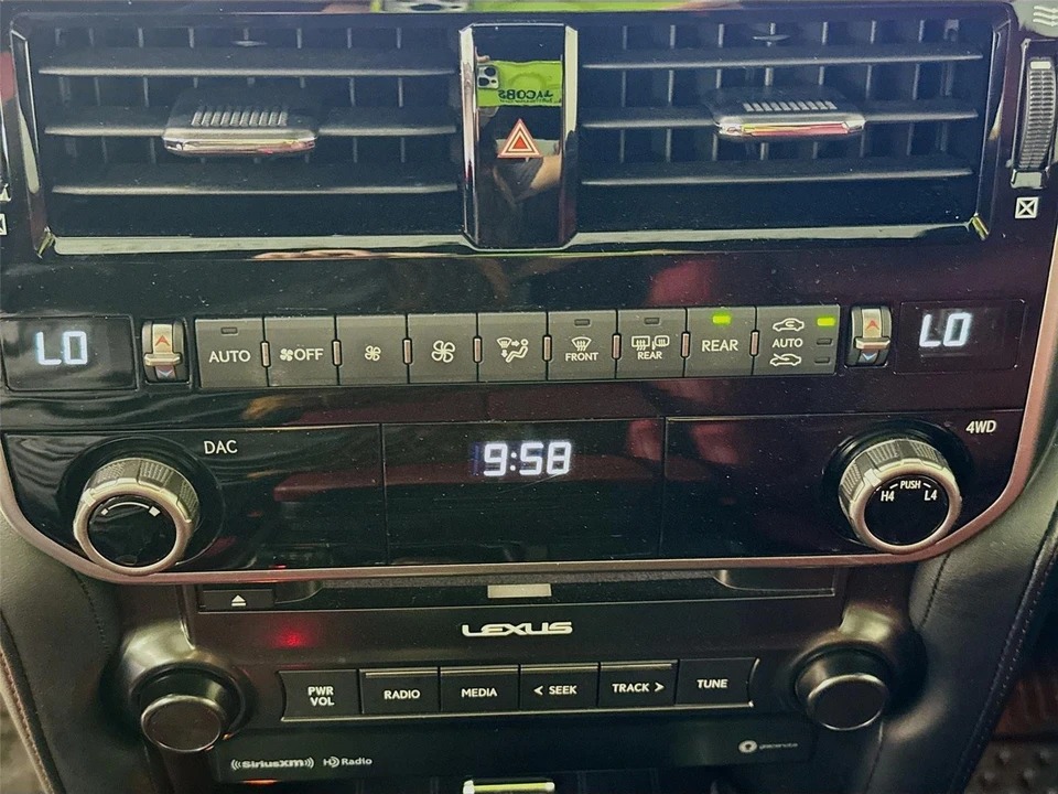 2023 Lexus GX 2nd Gen - Image 16 of 21