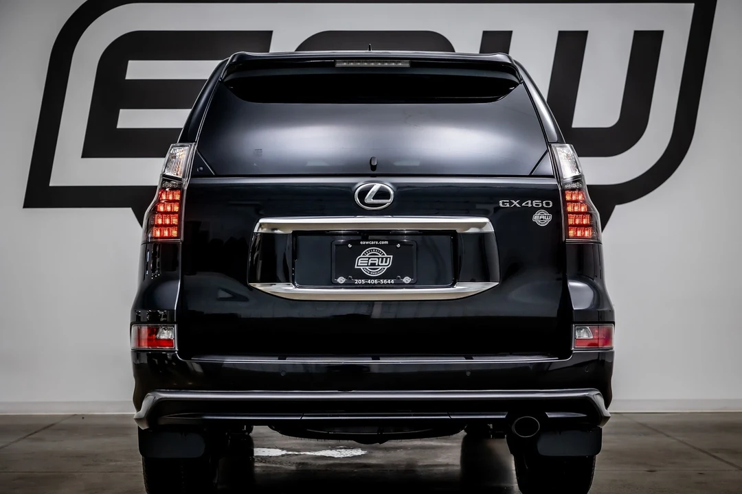 2023 Lexus GX 3rd Gen - Image 11 of 12