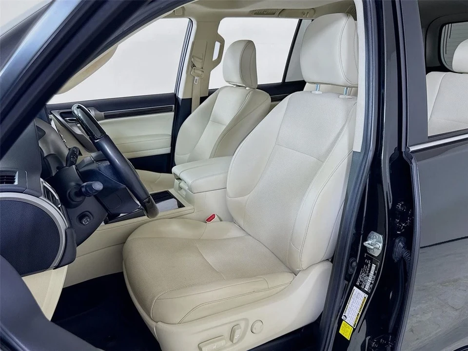 2023 Lexus GX 2nd Gen - Image 11 of 12