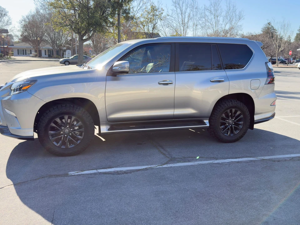 2023 Lexus GX 2nd Gen - Image 13 of 31