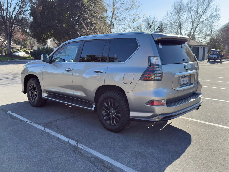 2023 Lexus GX 2nd Gen - Image 11 of 31