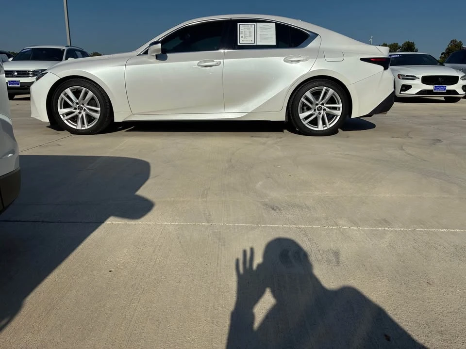 2023 Lexus IS 3rd Gen - Image 2 of 6