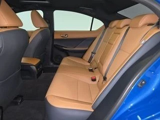 2023 Lexus IS 3rd Gen - Image 6 of 8
