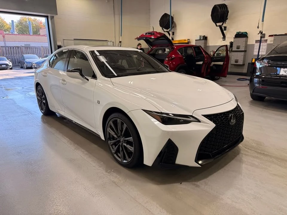 2023 Lexus IS 3rd Gen - Image 7 of 11