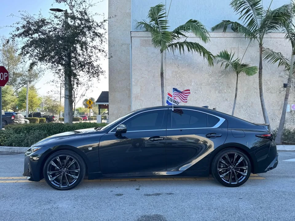 2023 Lexus IS 3rd Gen - Image 3 of 6