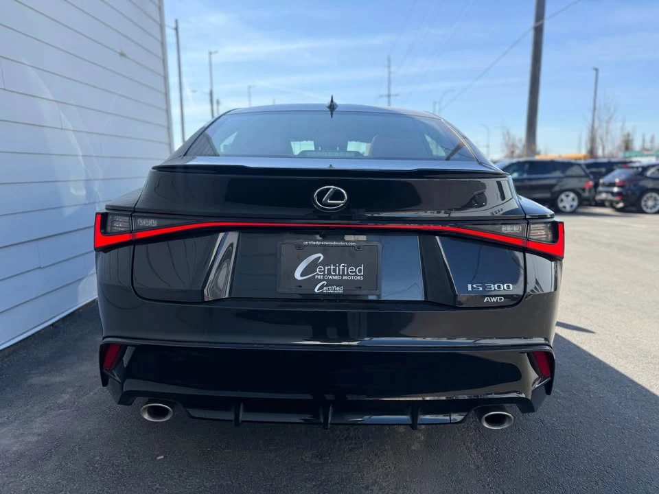 2023 Lexus IS 3rd Gen - Image 5 of 11