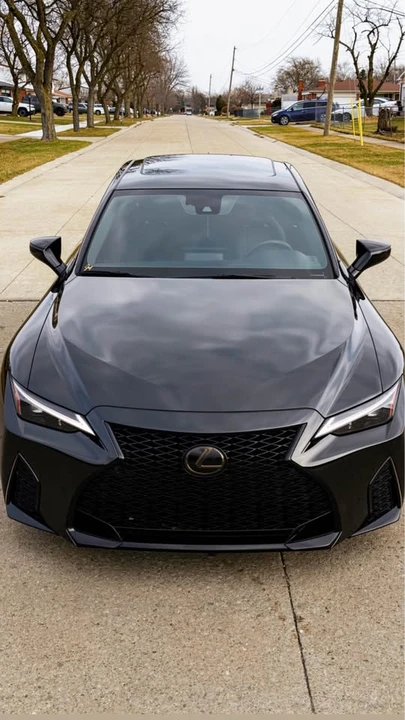 2023 Lexus IS 3rd Gen - Image 2 of 10