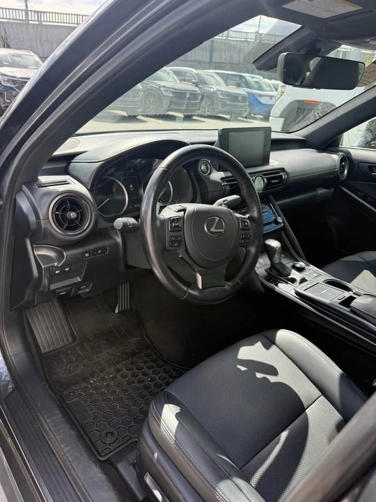 2023 Lexus IS 3rd Gen - Image 10 of 11