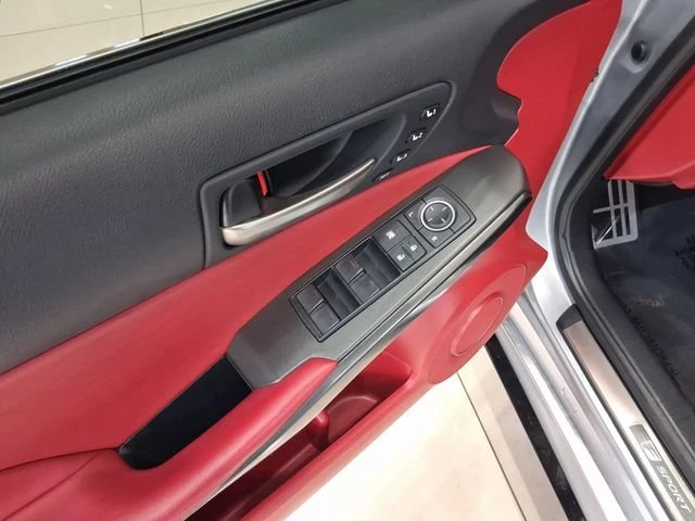 2023 Lexus IS 3rd Gen - Image 9 of 20