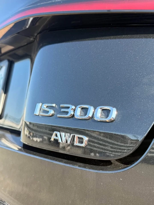 2023 Lexus IS 3rd Gen - Image 4 of 15