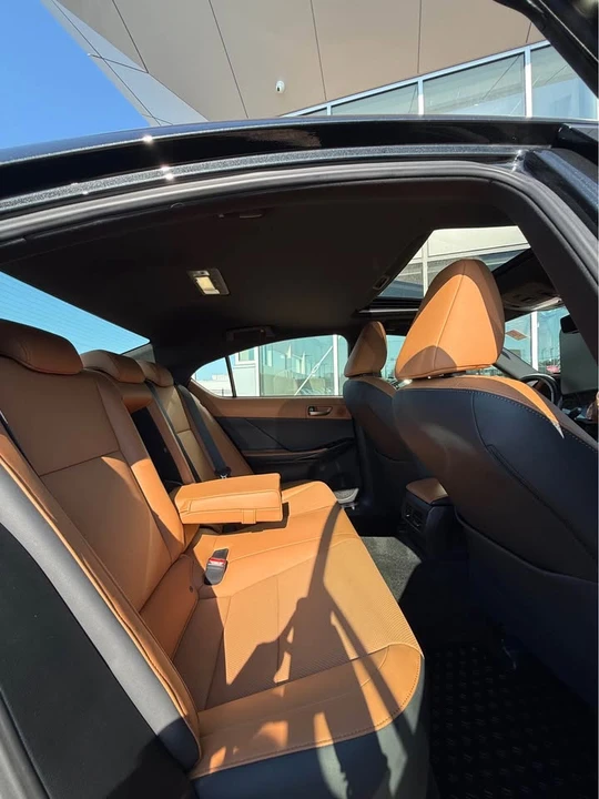 2023 Lexus IS 3rd Gen - Image 6 of 15