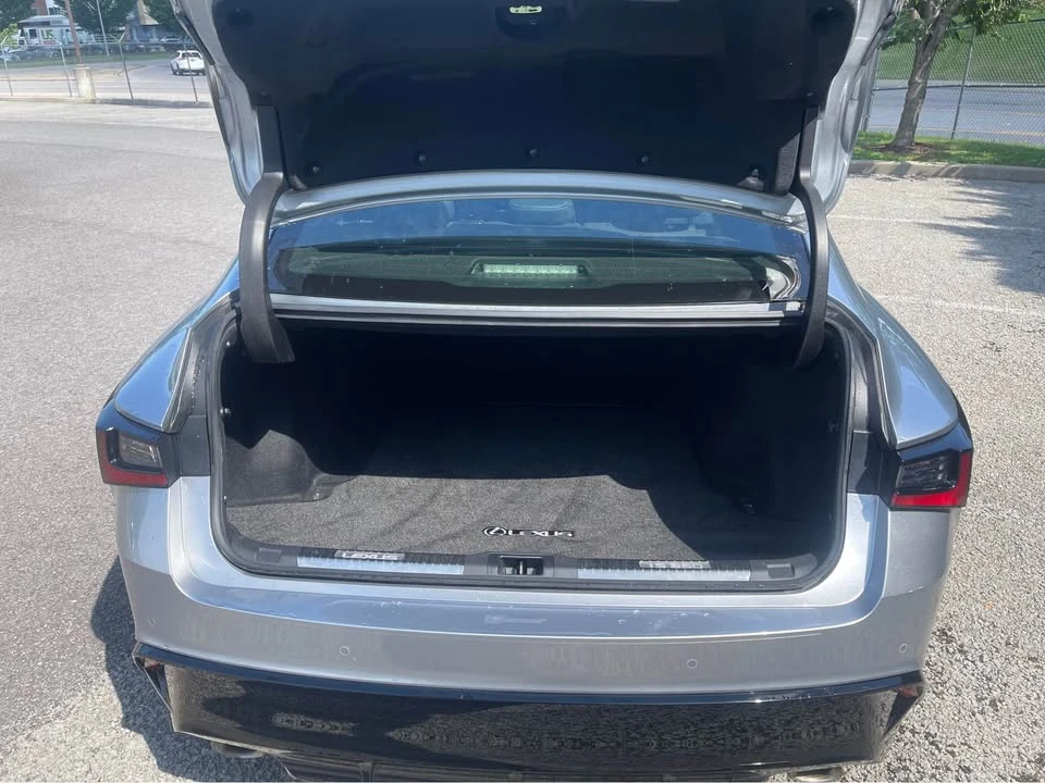 2023 Lexus IS 3rd Gen - Image 9 of 18