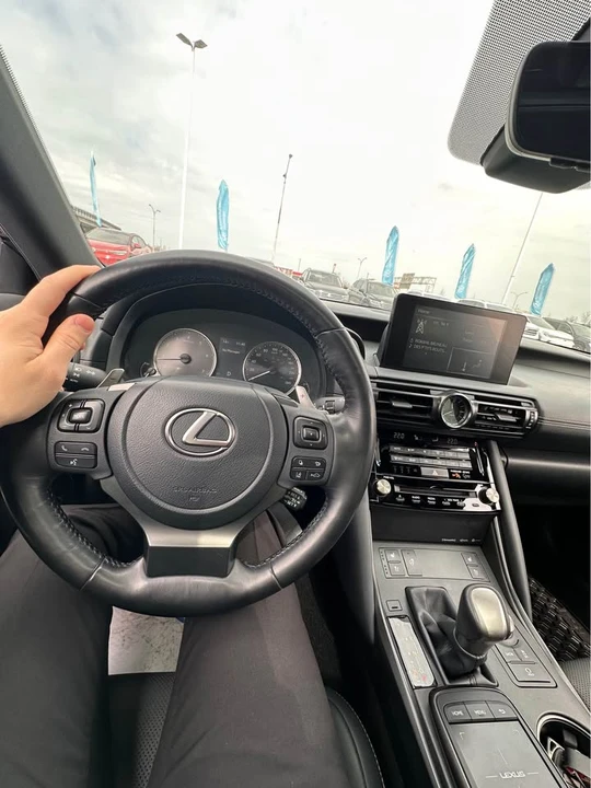 2023 Lexus IS 3rd Gen - Image 5 of 7
