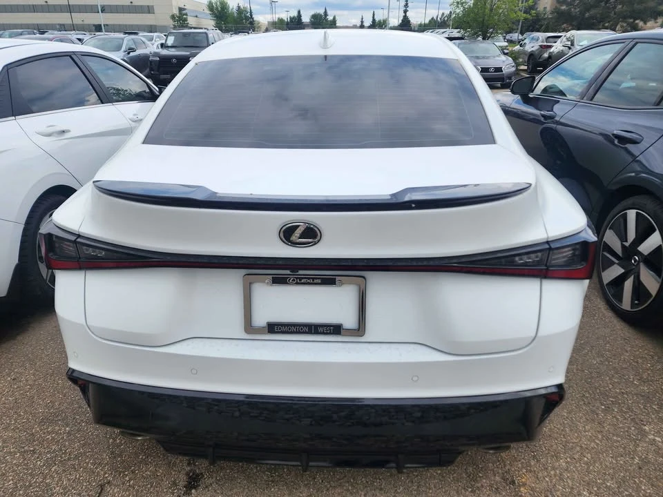 2023 Lexus IS 3rd Gen - Image 10 of 11