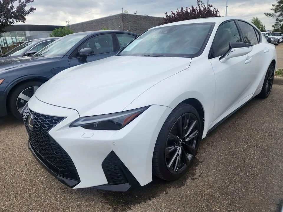 2023 Lexus IS 3rd Gen - Image 6 of 11