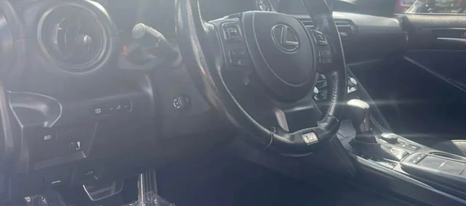 2023 Lexus IS 3rd Gen - Image 12 of 18