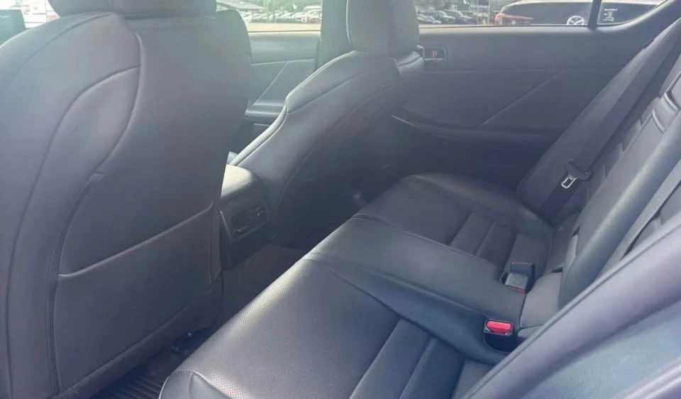 2023 Lexus IS 3rd Gen - Image 13 of 18