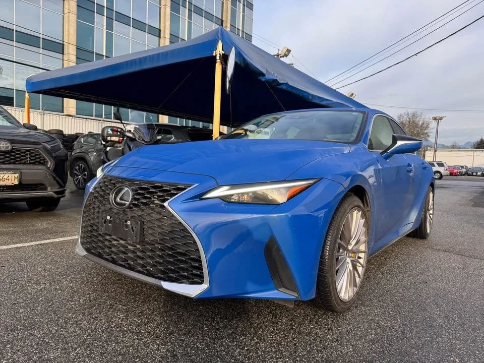 2023 Lexus IS 3rd Gen - Image 3 of 14