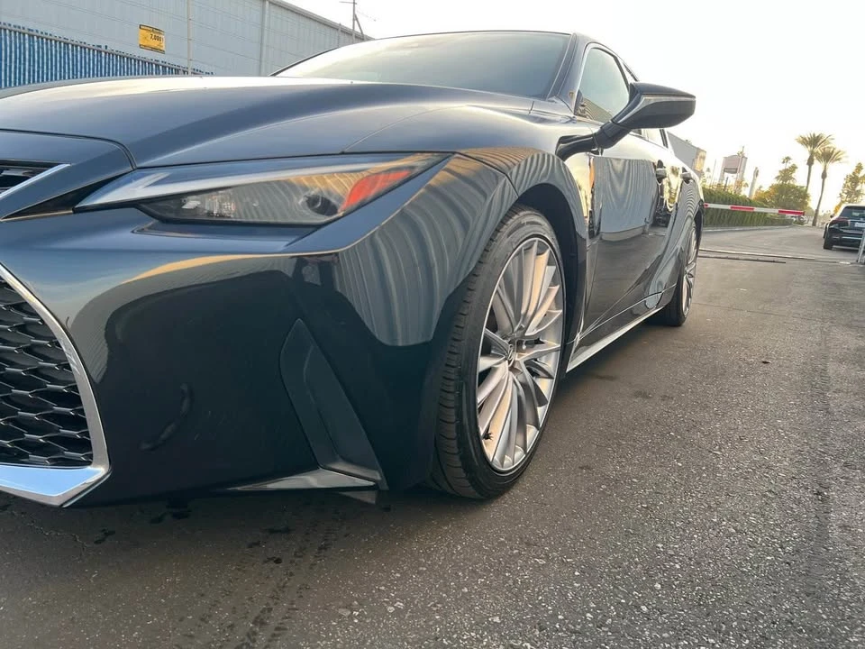 2023 Lexus IS 3rd Gen - Image 9 of 15