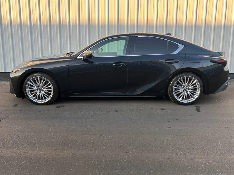 2023 Lexus IS 3rd Gen - Image 7 of 15
