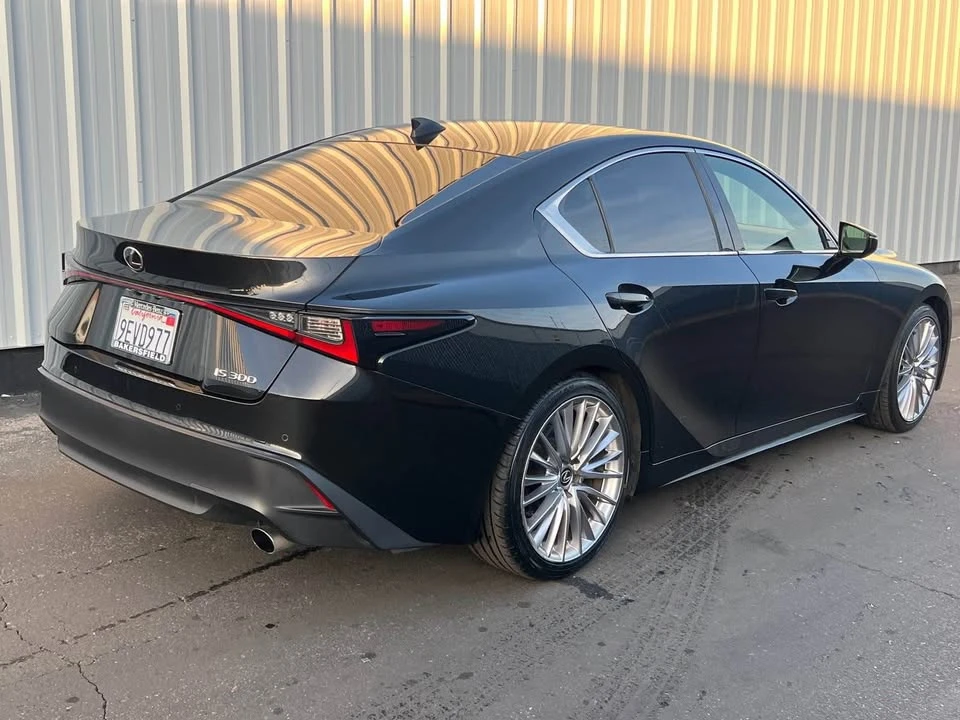 2023 Lexus IS 3rd Gen - Image 4 of 15
